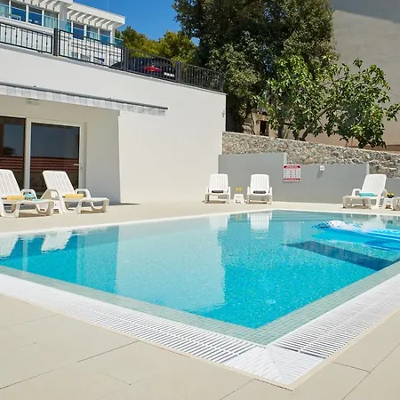 Zen - Okrug, Heated Pool, Ev Type 2 * Trogir
