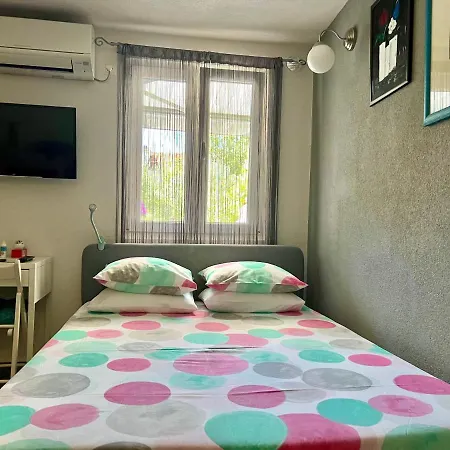 Zen - Okrug, Heated Pool, Ev Type 2 Apartamento Trogir