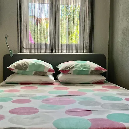 Zen - Okrug, Heated Pool, Ev Type 2 Apartmán Trogir
