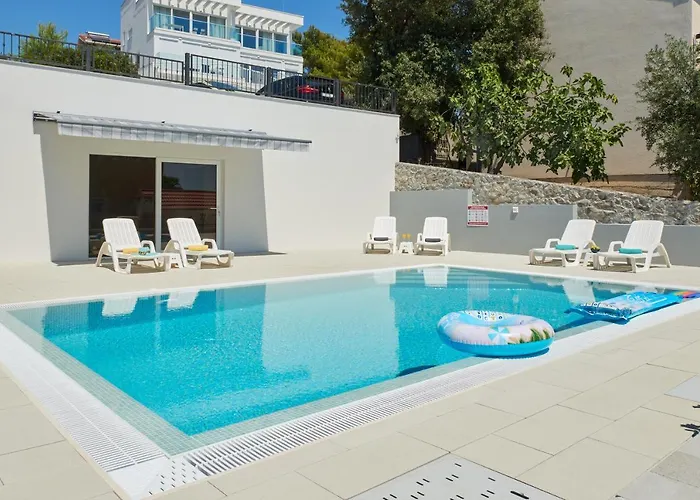 公寓 Zen - Okrug, Heated Pool, Ev Type 2