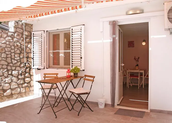 Apartment Zen - Okrug, Heated Pool, Ev Type 2