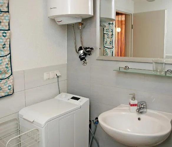 Zen - Okrug, Heated Pool, Ev Type 2 * Трогир